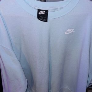 Nike womans crew sweater